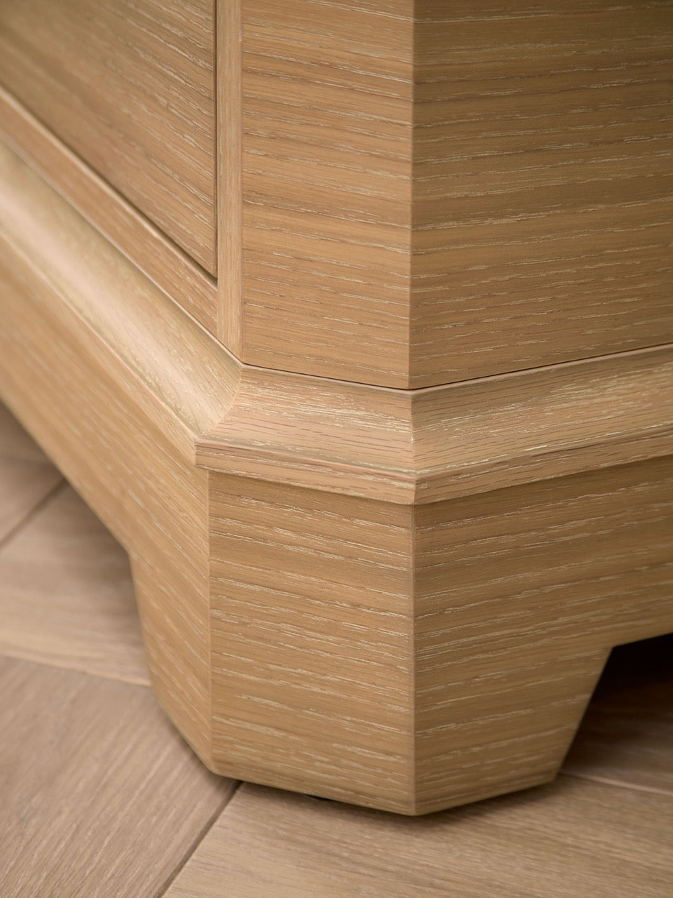 Chapman Chest of Drawers - Dark Oak